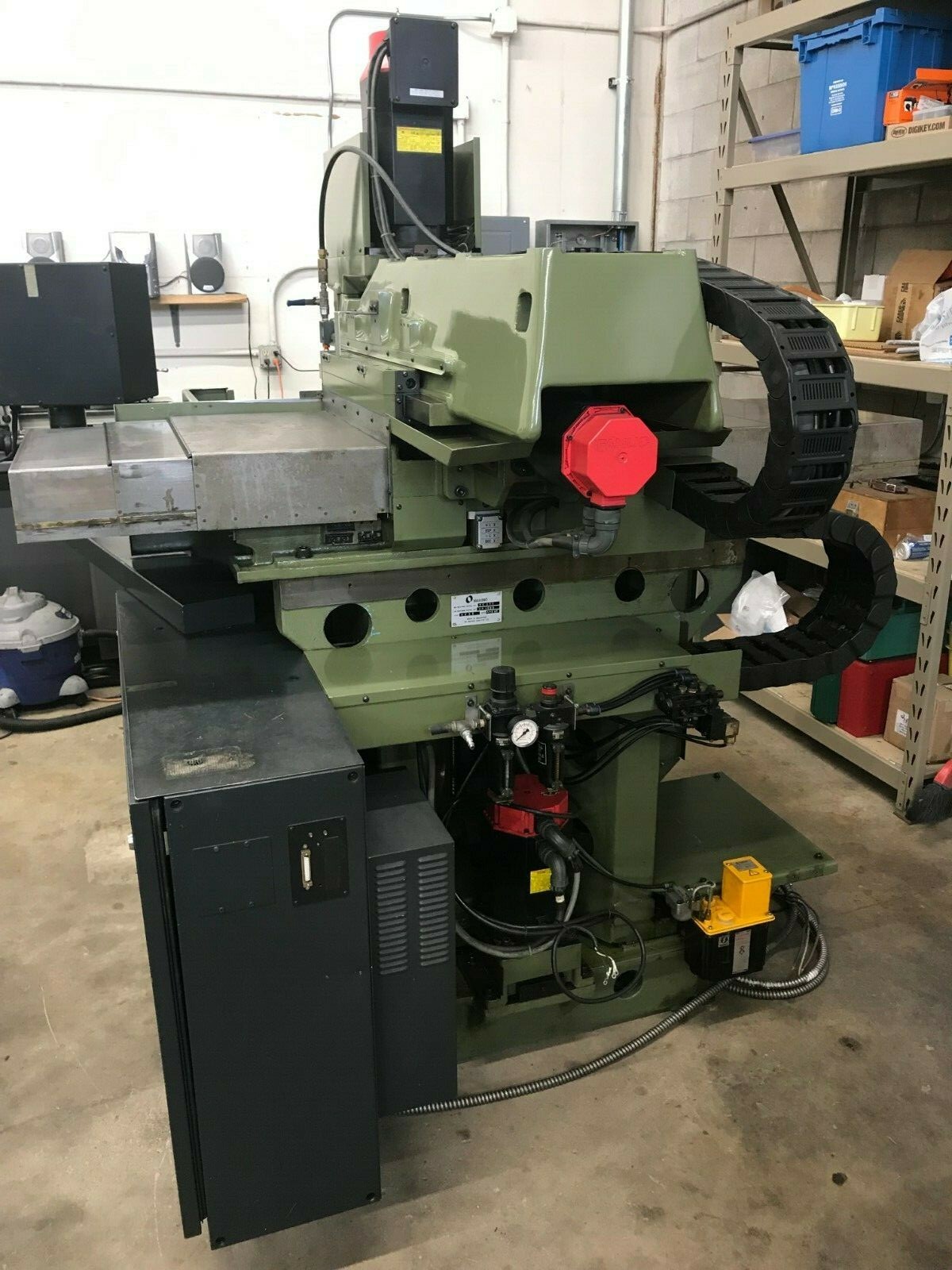 1997 MAKINO KE-55 CNC / CONVENTIONAL 3 AXIS VERTICAL TOOL ROOM MILLING MACHINE