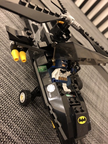 Lego Batman 7786 The Batcopter chase for Scarecrow complete With Box