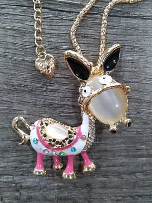 Eclectic Whimsical PINK CARTOON DONKEY MULE Rhinestone Pendant Necklace