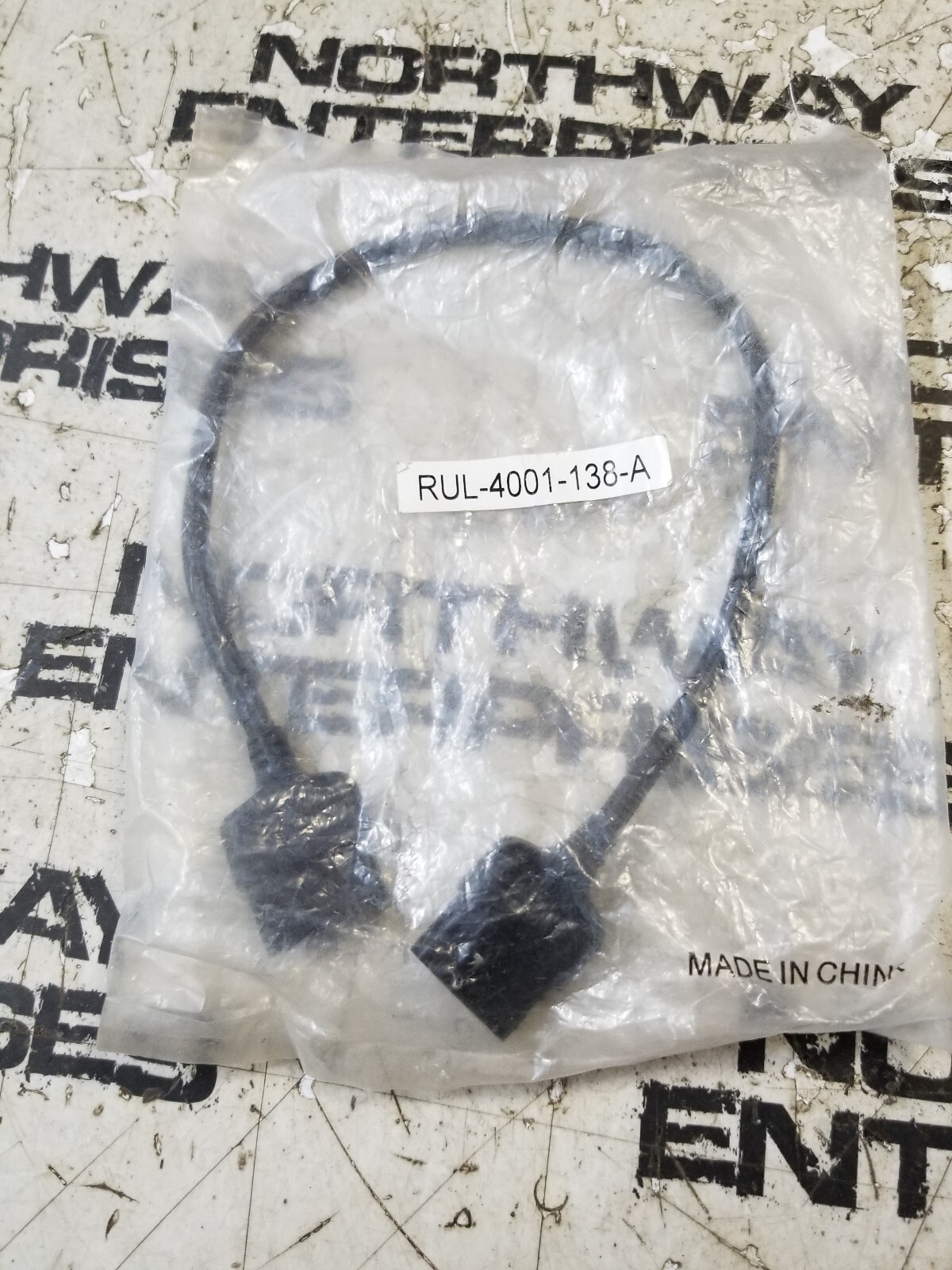 SEA TALK CABLE RUL-4001-138A RAYMARINE - Picture 1 of 2