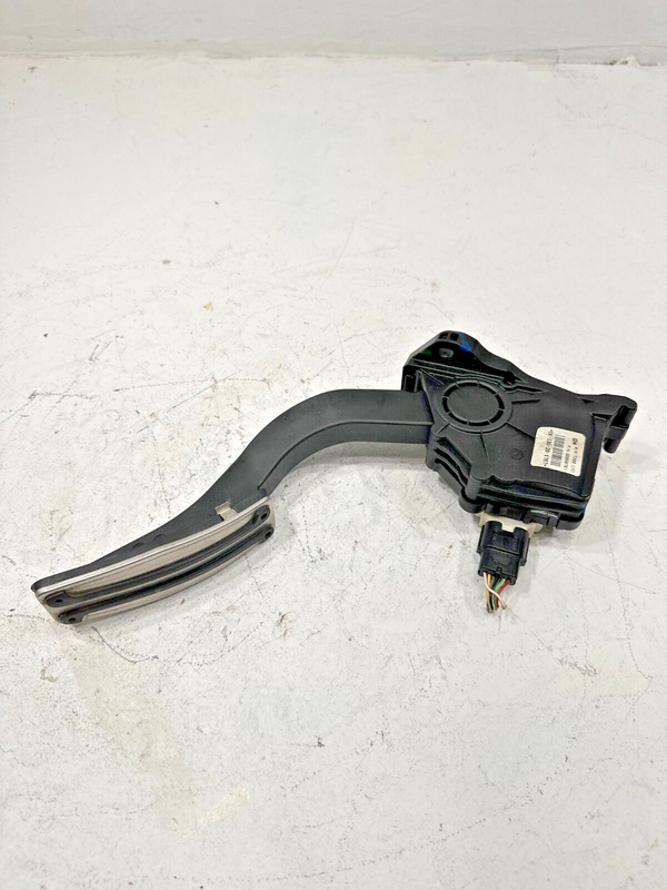Used 2012 - 2020 CHEVROLET SONIC 1.4L GAS THROTTLE ACCELERATOR GAS PEDAL OEM