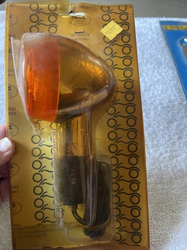 NSKYページ K&S Technologies - 25-2205 - DOT Approved Turn Signal, Amber