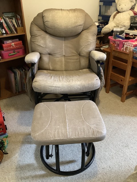 childcare glider and ottoman