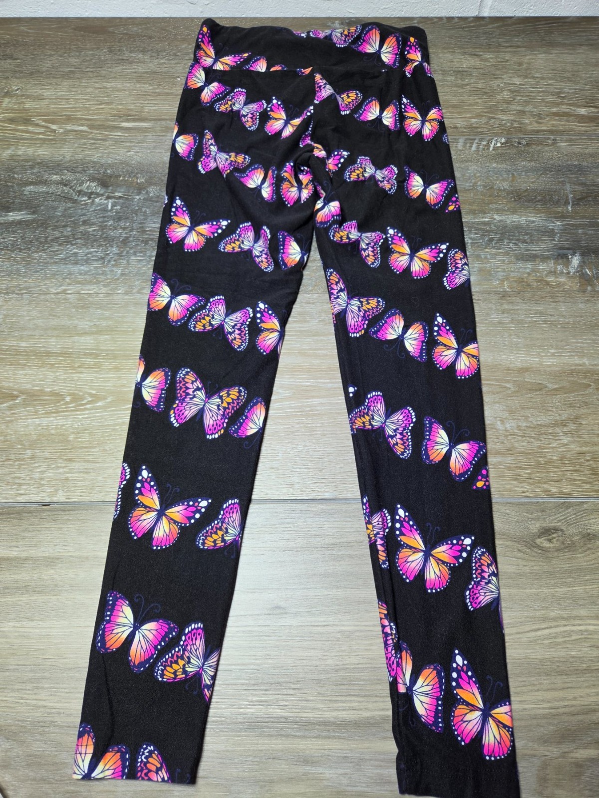 No Boundaries Butterfly Ankle Leggings Juniors S (3-5) Black Multicolor