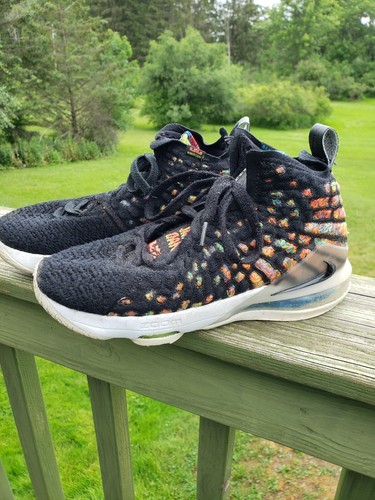 Nike LeBron 17 シューズ サイズ10 Nike LeBron XVII 17 “In The Arena” Youth Shoes, Black/White