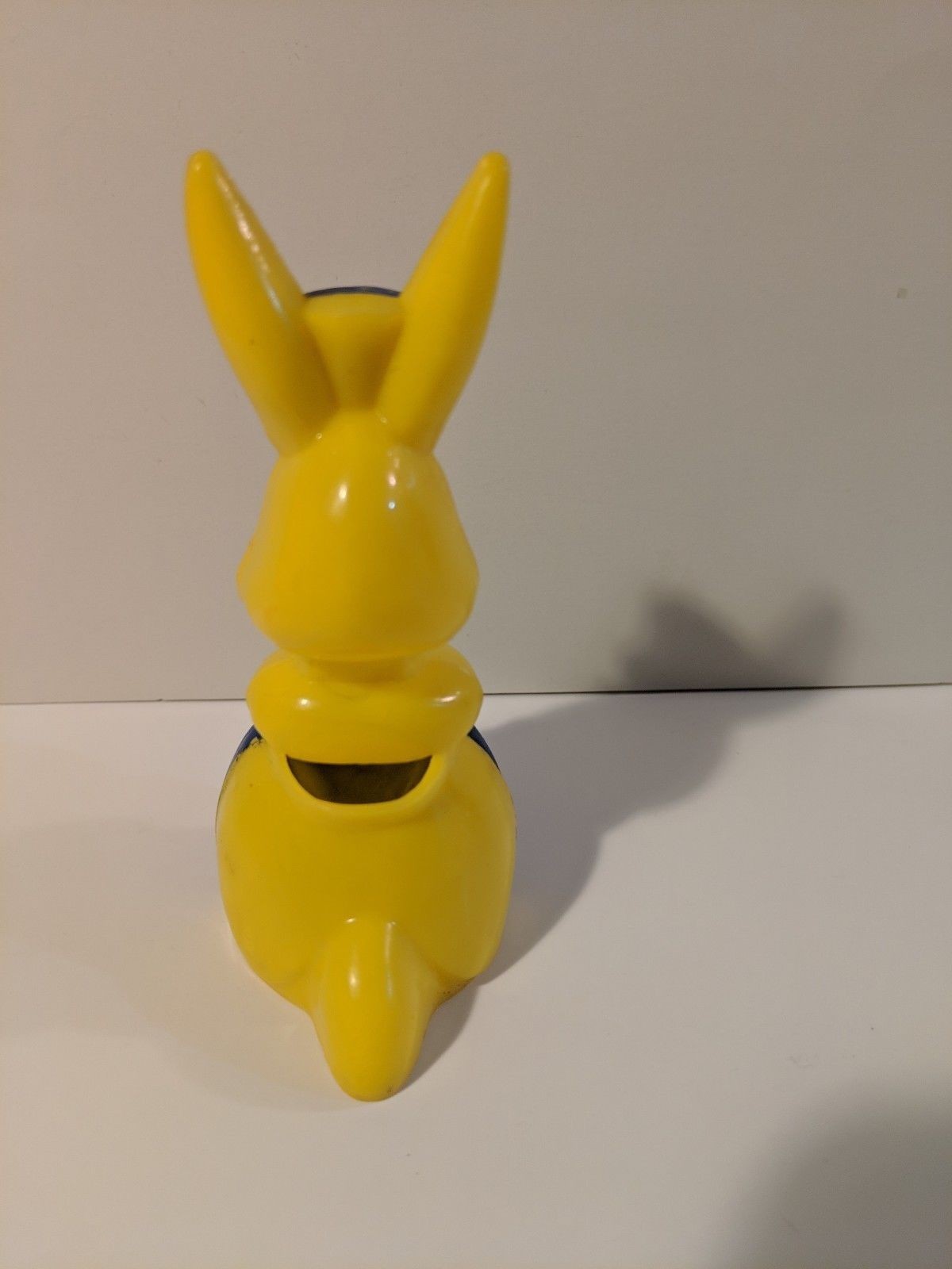 Vintage 50's Rosbro Hard Plastic Easter Bunny Rabbit Candy Container 4