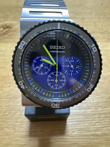 SEIKO GIUGIARO DESIGN SHIPS別注 ドライバーのための腕時計」として、一世を風靡したセイコーと
