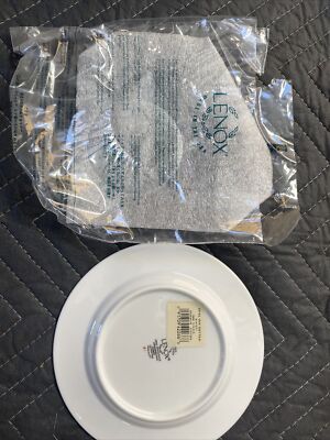 Lenox Opal Innocence Bread and Butter Plate. New With Tags.