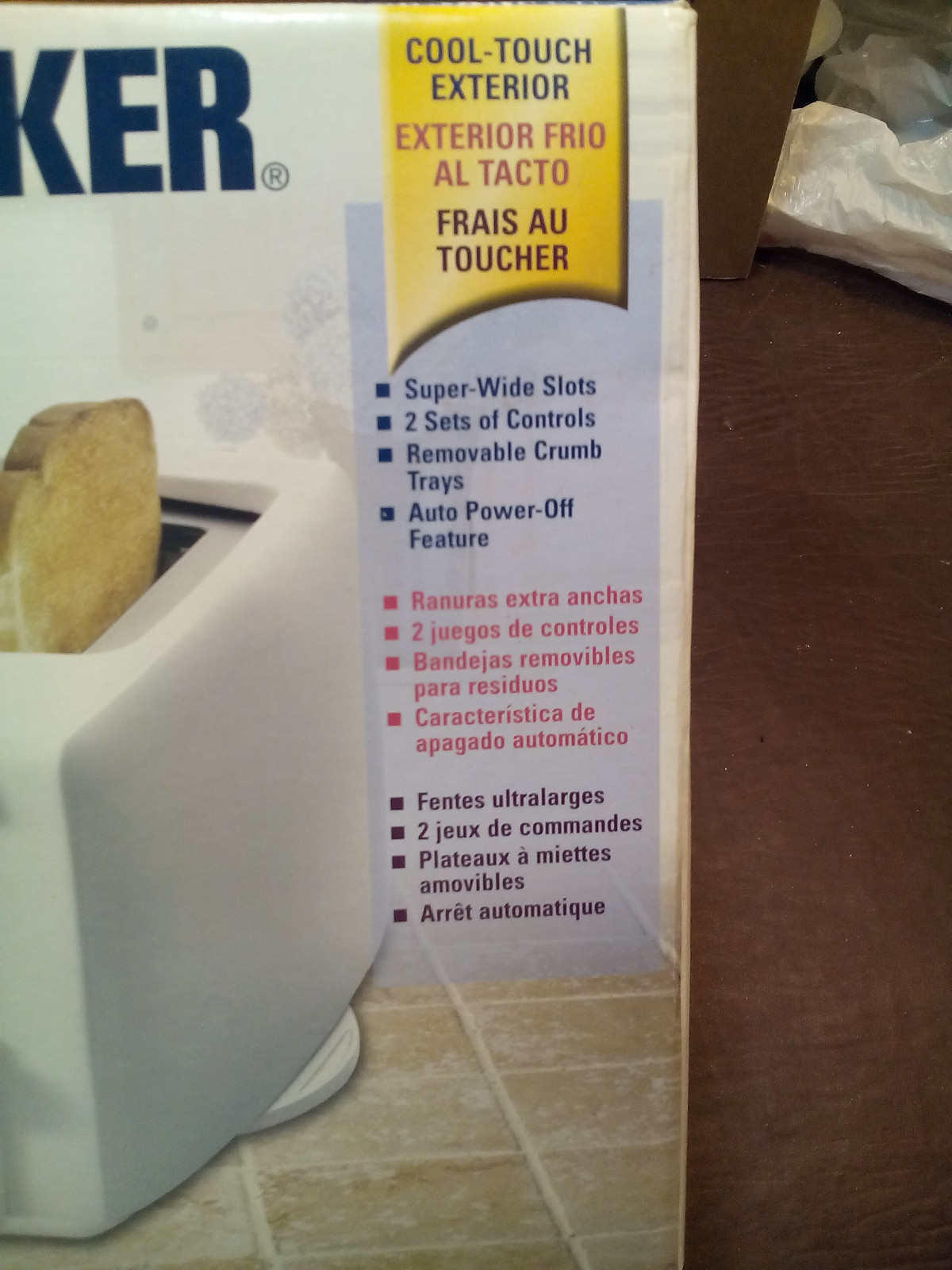 BLACK & DECKER TOAST-IT-ALL 4-SLICE TOASTER MODEL#T- 4600