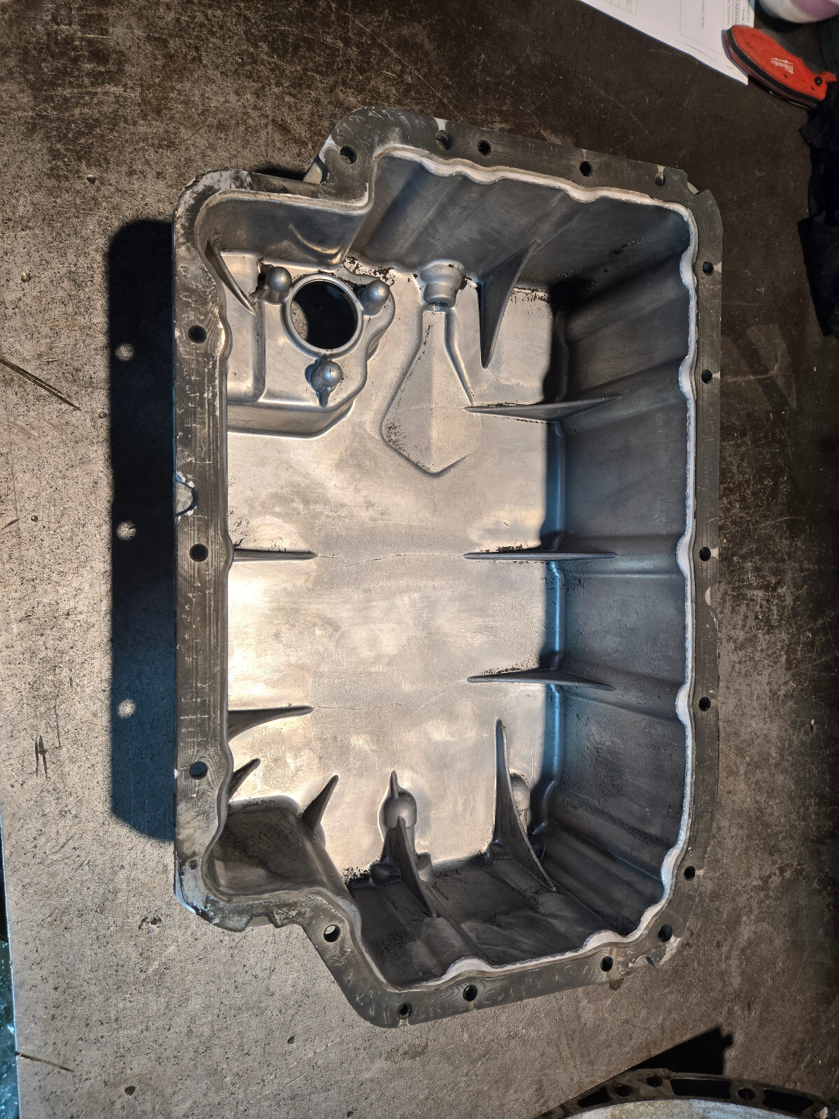 NEW MERCEDES BENZ SPRINTER W906 ENGINE OIL LOWER PAN A6510100313 OEM - Picture 6 of 8