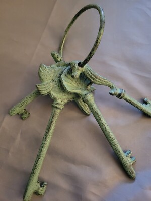 Nautical Beach themed Cast Iron Skelton keys, Clam, Fish Seahorse & Starfish
