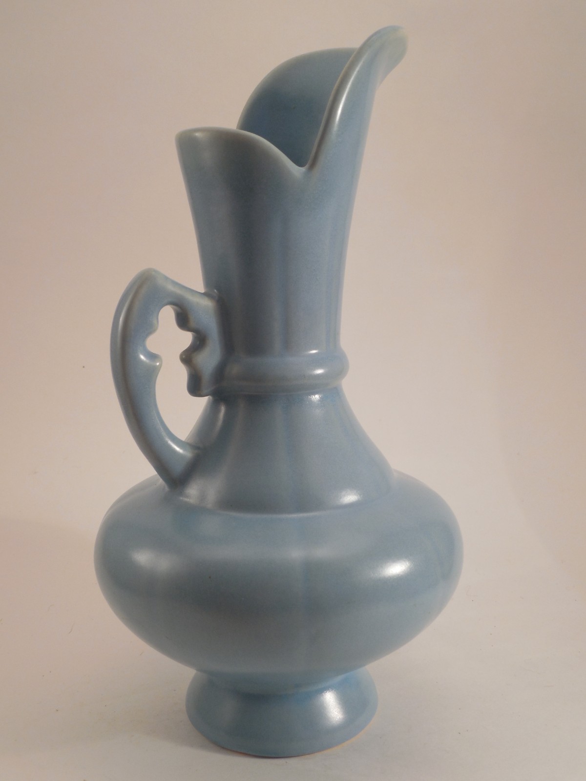 Vintage 1920s-1930s Weller Pottery Cameo Pattern Blue White Floral Ewer Pitcher