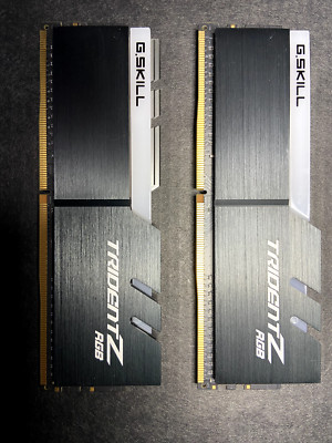 Trident Z RGB Series (Intel XMP) DDR4 RAM 16GB (2x8GB) 3200MT/s CL16-18-18-38 1.