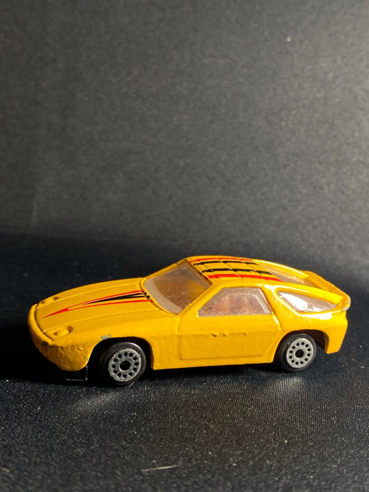 1/64 VINTAGE ORIGINAL PORSCHE 928 YELLOW | eBay