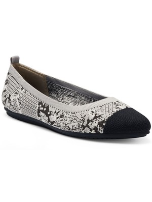 

VINCE CAMUTO Женские черные, бежевые туфли без шнуровки Femillie из змеиной кожи 6 м, Бежевый, VC-FEMILLIE