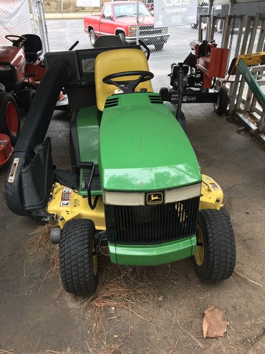 john deere lawn tractor