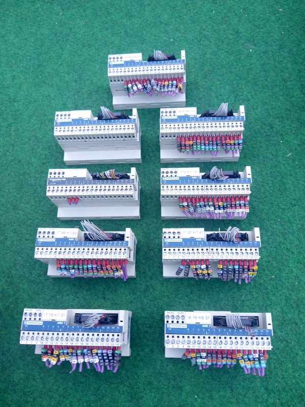 Lot 9 Modules Abe7 H16c11 Telemecanique Schneider