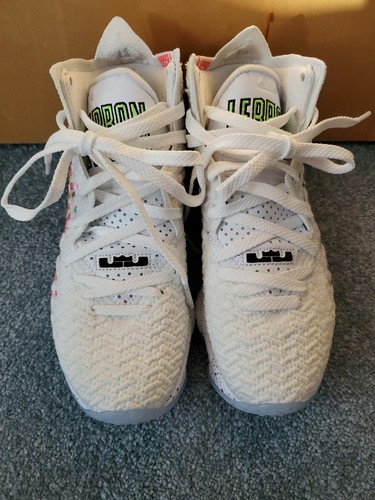 Nike Lebron James XVII 17 Limited Future Air Size 3.5y White