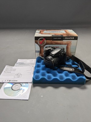 Fujifilm FINEPIX S4300 Compact Bridge Digital Camera Wide Angle Zoom - FAULTY