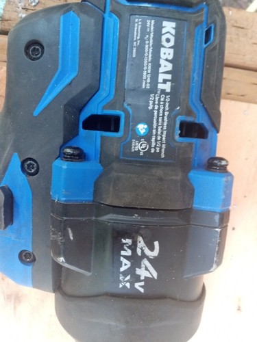 Kobalt 1518745 24 V 0.5 in Cordless Impact Wrench With 6 Amp Battery