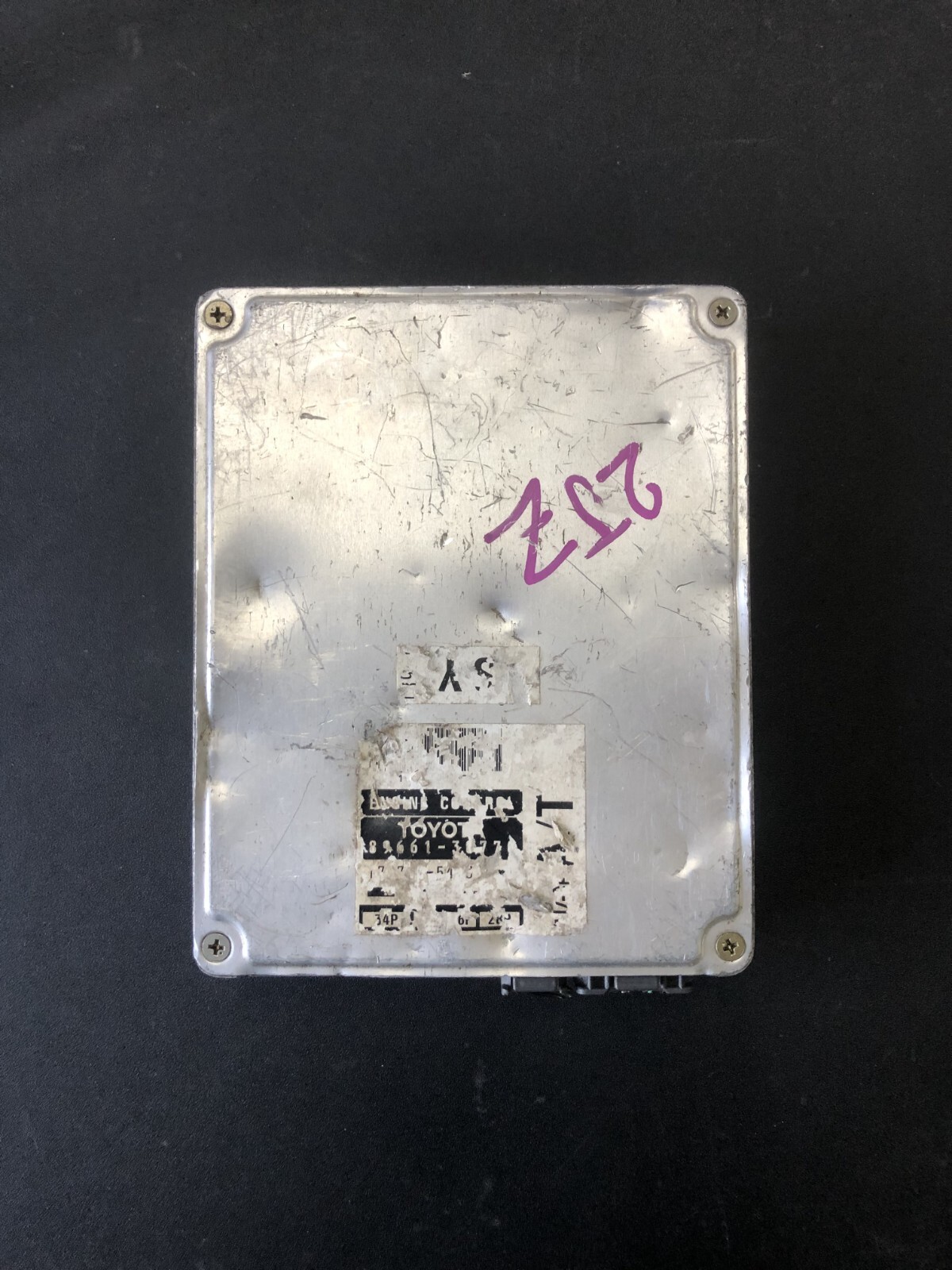 ○ エンジンコンピューター 89661-24340 2JZGE ソアラ E-JZZ31