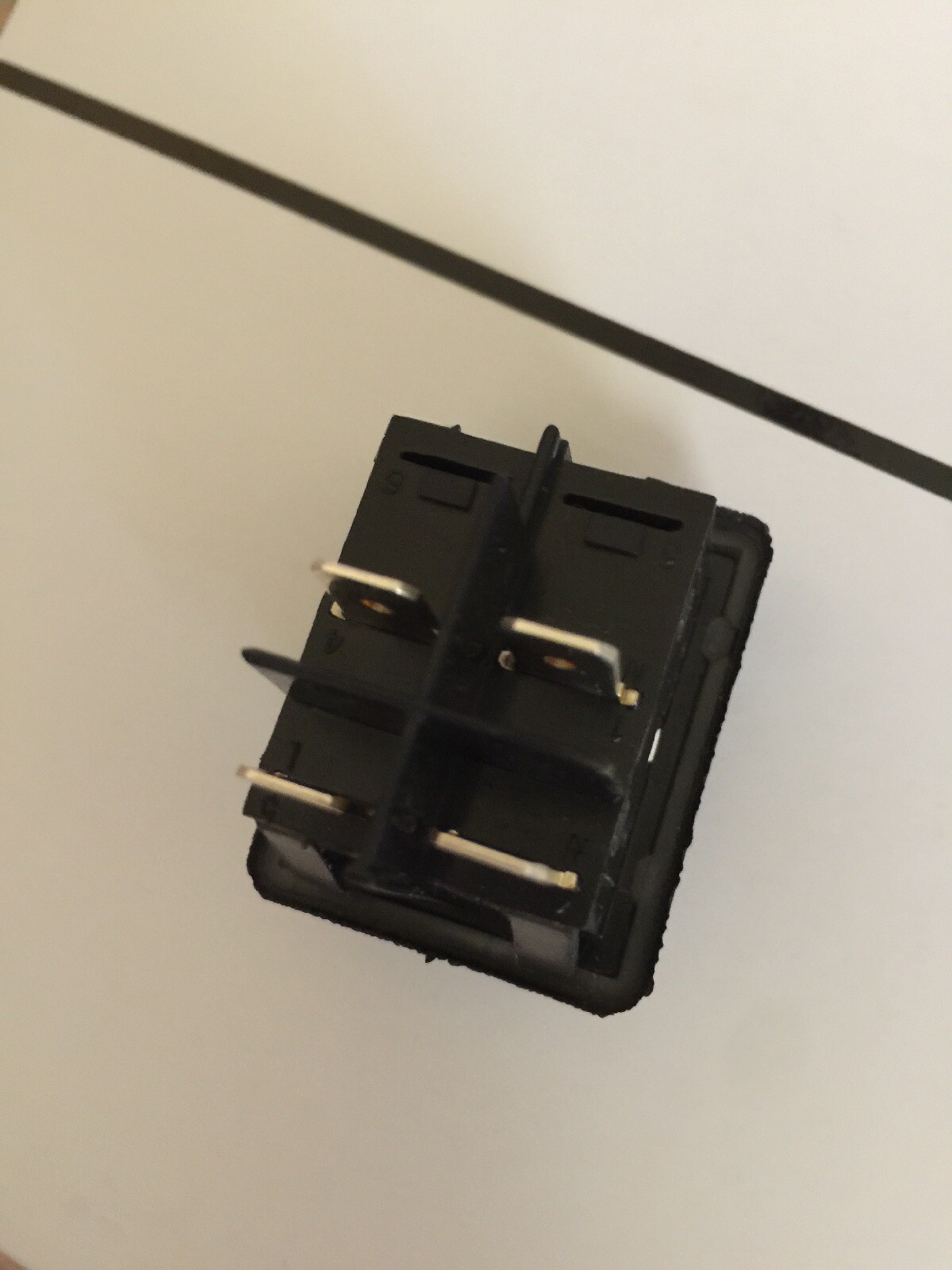 OEM New On/Off Switch Rocker 25A Part 9850936 Titan Spraytech