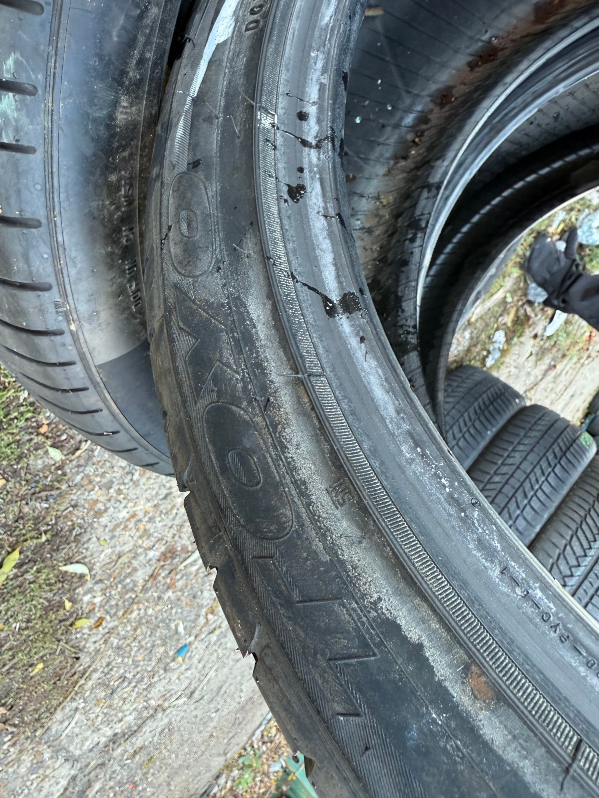 New 245 40 20 Toyo Proxes T1R, 99y, x2 A Pair (F1_tyres) FOD YD278