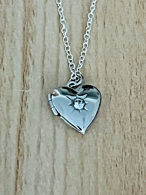 Soul locket hotsell