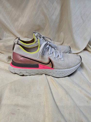 美品Nike React Infinity Run グレー/ピンク27.5㎝ 美品Nike React Infinity Run グレー/ピンク27.5㎝ 楽天市場