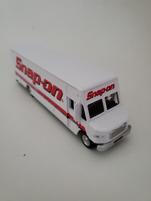 Snap On Tools Diecast Step van 1:50 scale open tailgate rolling Tires NEW !!!!!!