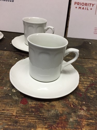 4 Vintage J & G Meakin STERLING Colonial Ironstone Scalloped Cup & Saucer Sets