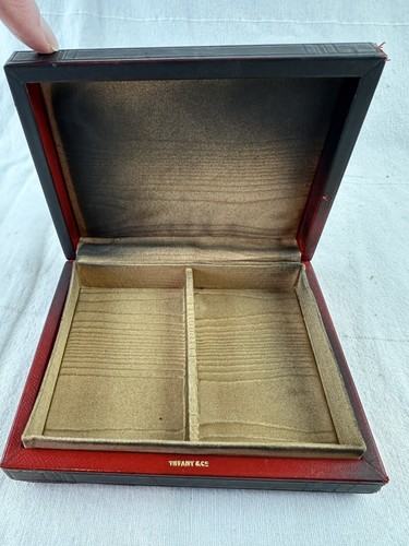 アンティーク雑貨 Tiffany & Co. Jack-in-the-box Vintage Signed Leather wood Tiffany And Co. Men's Jewelry Box red