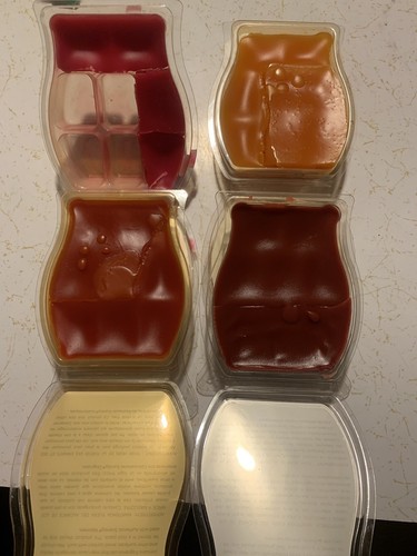 MIXED LOT OF SCENTSY WAX BARS SCENT 4 PARTIAL 3.2 FL OZ