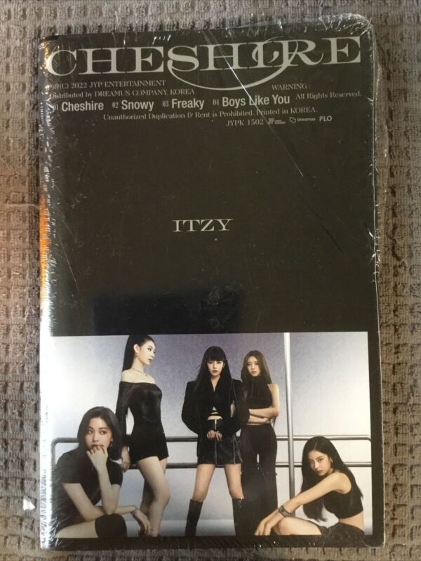 Universal Music Group ITZY - CHESHIRE (Target Exclusive, CD) Multi