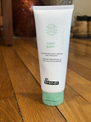 Dr. Brandt Clean Biotic PH-Balanced Yogurt Cleanser W/ Chlorophyll 3.5oz