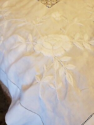 Vintage 1950s Stunning Off White Linen Formal Dining Lace Insert Embroidered Wedding Gift Tablecloth 50 x 50 Table Linen