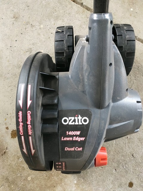 edger ozito