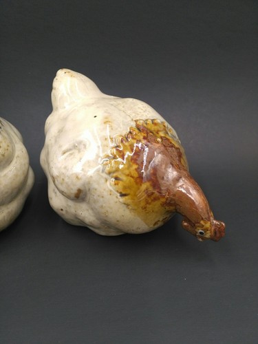 CHICKEN ROOSTER & HEN CERAMIC FIGURINES Rustic Farmhouse Country SET OF 2