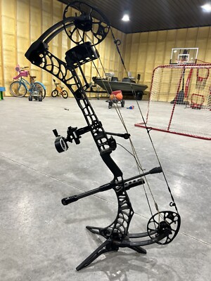 mathews v3x 33 bow 30.5  RH 60#