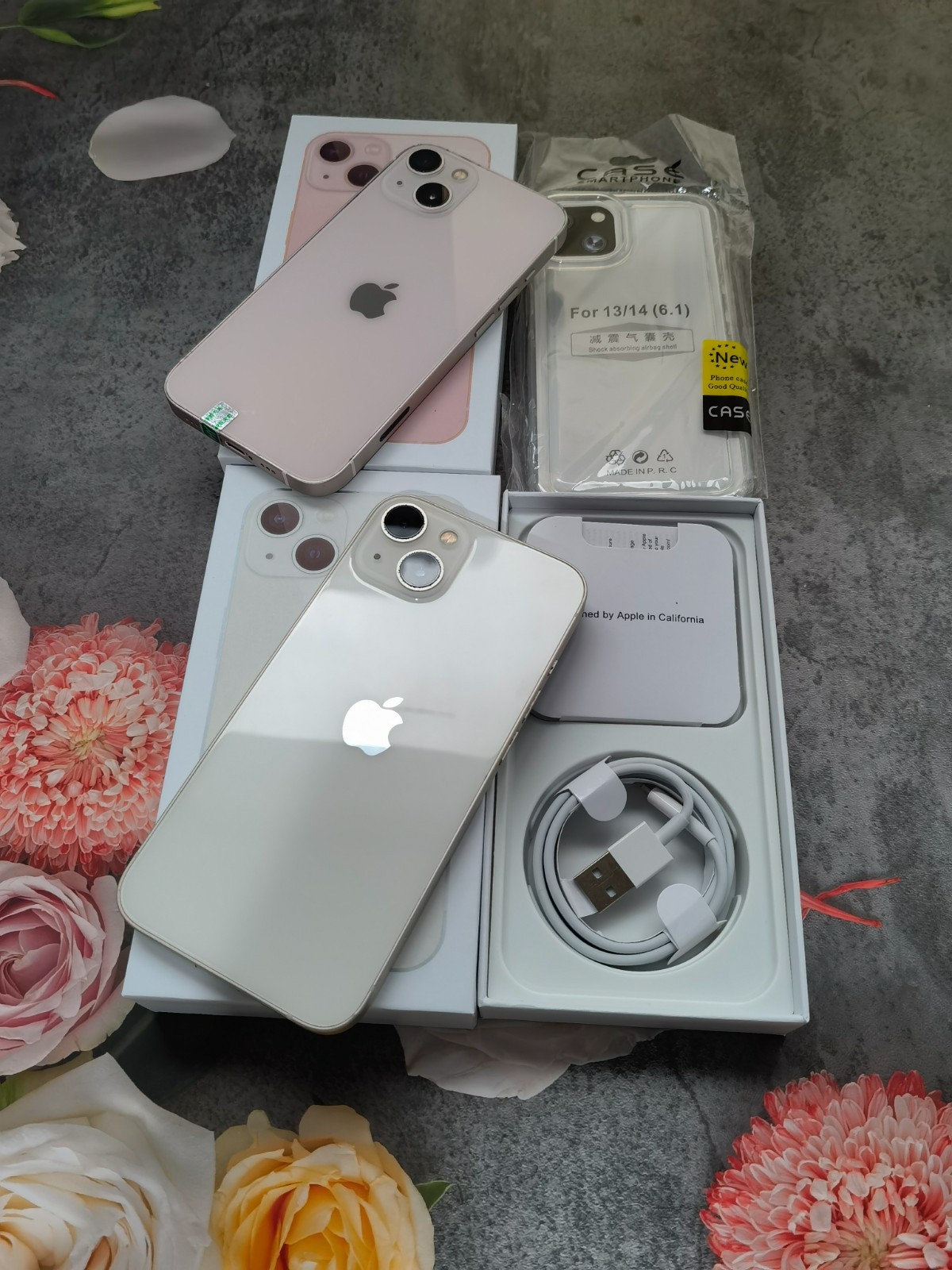 Apple iPhone13 ホワイト 本体 箱付き Apple iPhone 13 ホワイト 本体 箱あり Apple iPhone 13