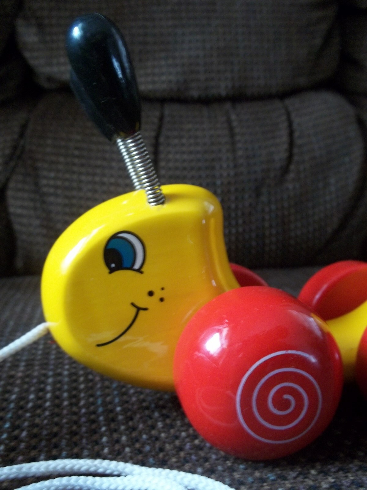 Vintage Kouvalias Bee Wooden Pull Toy Greek Rare EUC