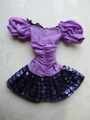 Tenues Barbie 1991: Easy Fashion, Fashion Finds, City Lights Fashion