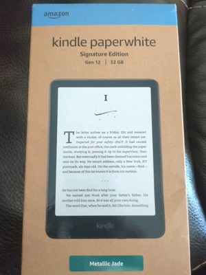 All-New Kindle Paperwhite Signature Edition (32 GB) – Our Fastest Kindle with a