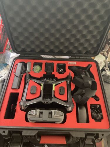 DJI FPV Combo First-Person View Drone 4k 150° FOV 998360023329