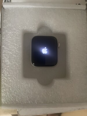 Apple Watch SE (2nd Generation) 40mm Aluminum Case (Watch Only)