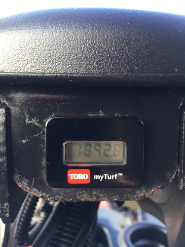 2015 Toro Greensmaster TriFlex™ 3300 Greens Mower