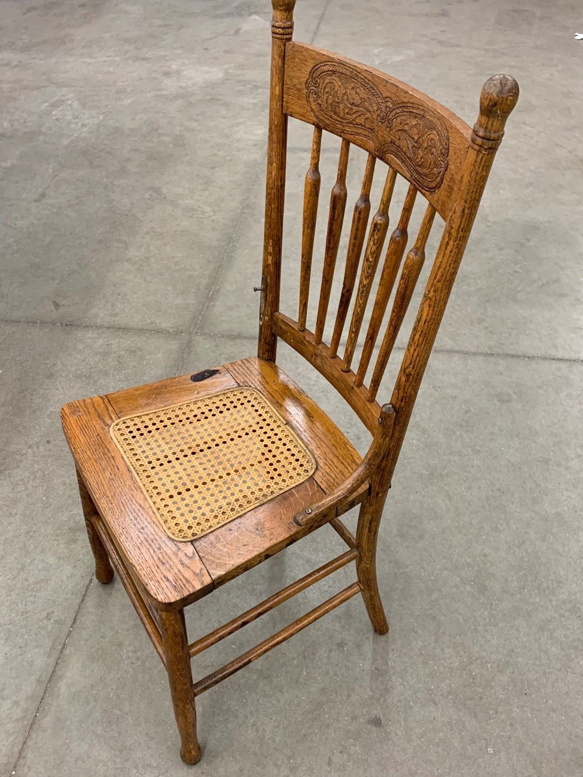 Vintage Wood Kitchen Table Chair Wooden Seat Dowel Antique Gingerbread