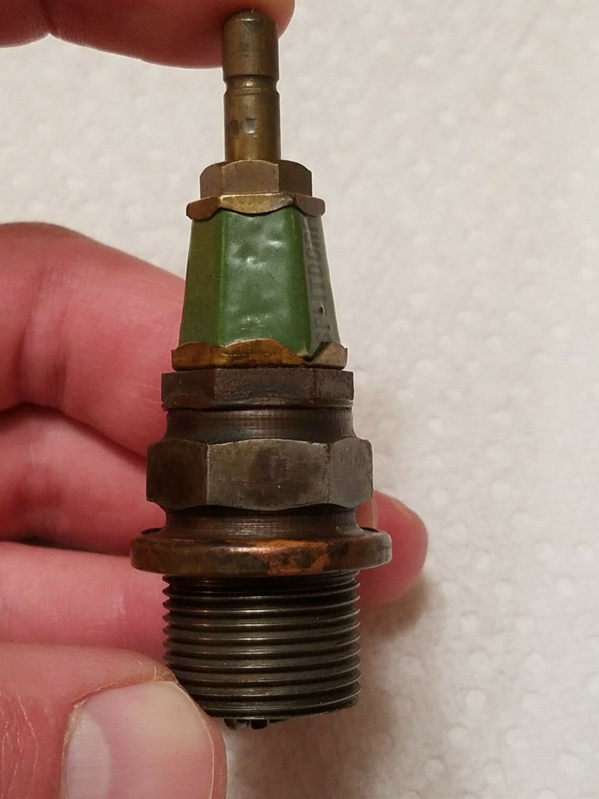 Vintage SPLITDORF Green Jacket spark plug