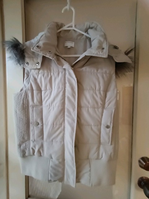 witchery sleeveless puffer