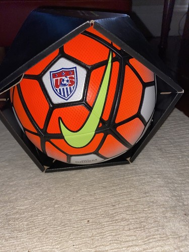 ナイキオーデム3　15/16　5号球 Nike Premier League 2015/16 - Ordem 3 - Official Strike Ball